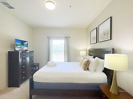 Disney Vacation Beautiful 4 Bd Home 4 Bedroom Home by RedAwning