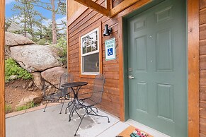 Solitude Bear Room Ada 103 - Estes Park 1 Bedroom Studio by RedAwning