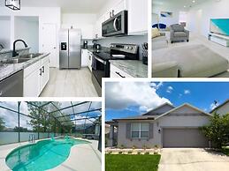 Luxury 4bd Home Near Disney W/pool 4 Bedroom Home by RedAwning