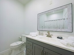 Luxury 4bd Home Near Disney W/pool 4 Bedroom Home by RedAwning