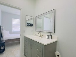 Luxury 4bd Home Near Disney W/pool 4 Bedroom Home by RedAwning