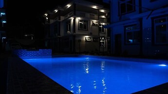 Luxury Beach Villa Inn