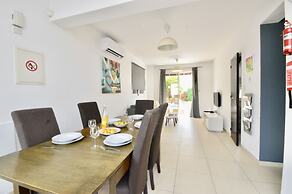 Beautiful 4 Bed Villa in Ayia Napa, Nissi Beach