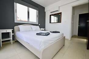 Beautiful 4 Bed Villa in Ayia Napa, Nissi Beach