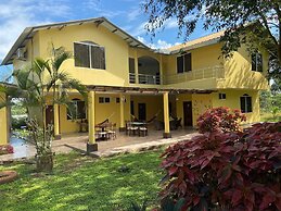 Hosteria Ojo de Agua