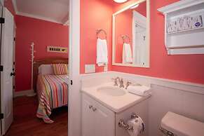 46 Davis Love Cottage