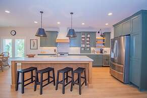 4 Bed and 5 Bath Fripp Island Rental on Davis Love