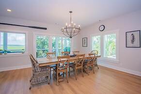 4 Bed and 5 Bath Fripp Island Rental on Davis Love