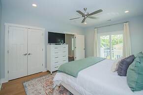 4 Bed and 5 Bath Fripp Island Rental on Davis Love