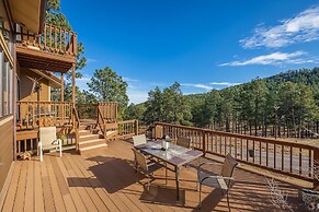 Peaceful Pines 5 BR Home with Jacuzzi