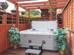 Rob Roy Apartment