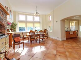 Rob Roy Apartment