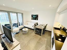 Luxury Flat with Parking & Large Terrace