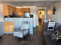 Trade Winds on the Bay