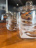 Trade Winds on the Bay