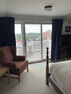 Trade Winds on the Bay