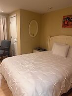 Trade Winds on the Bay