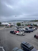 Trade Winds on the Bay