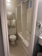 Trade Winds on the Bay