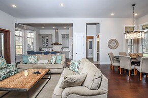 Biltmore Chalet by Taylor Made Deep Creek