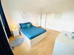 Spac. Flat -Kirchberg w Parking&Terrace