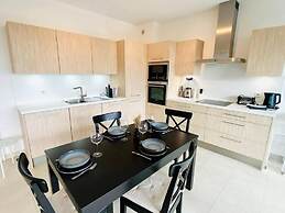 Spac. Flat -Kirchberg w Parking&Terrace