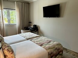 Lilases Boutique House & Garden