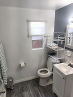 Tropical Sky Ranch Motel