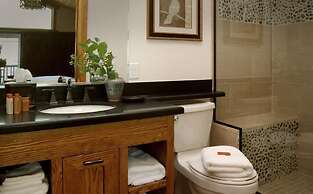 The Grand Idyllwild Lodge