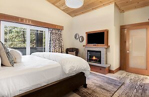 The Grand Idyllwild Lodge