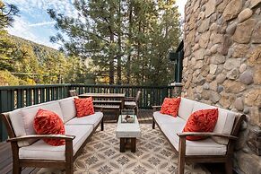 The Grand Idyllwild Lodge