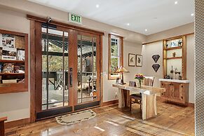 The Grand Idyllwild Lodge