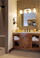 The Grand Idyllwild Lodge