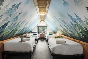 The Grand Idyllwild Lodge