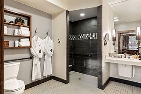 The Grand Idyllwild Lodge