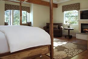 The Grand Idyllwild Lodge