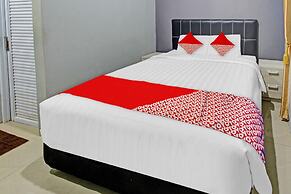 Super OYO 90767 Gm Guest House