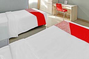 Super OYO 90767 Gm Guest House