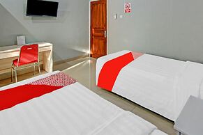 Super OYO 90767 Gm Guest House