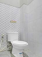 Super OYO 90767 Gm Guest House