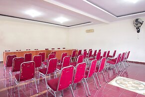 Super OYO 759 Hotel Dewi Sri