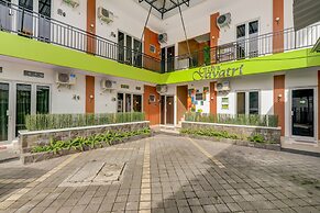 Super OYO 3496 Griya Gayatri Syariah