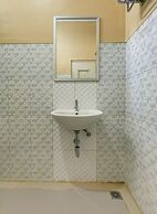 Super OYO 3496 Griya Gayatri Syariah