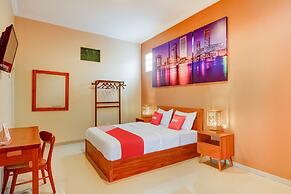 Super OYO 3496 Griya Gayatri Syariah