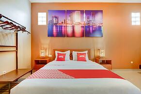 Super OYO 3496 Griya Gayatri Syariah