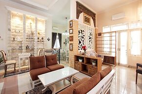 Collection O 3986 Just 11 Boutique Residence Syariah