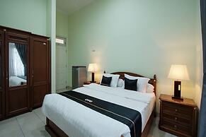 Collection O 3986 Just 11 Boutique Residence Syariah