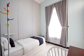 Collection O 3986 Just 11 Boutique Residence Syariah