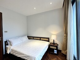 Paradise Pearl West Lake