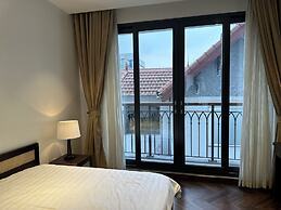 Paradise Pearl West Lake